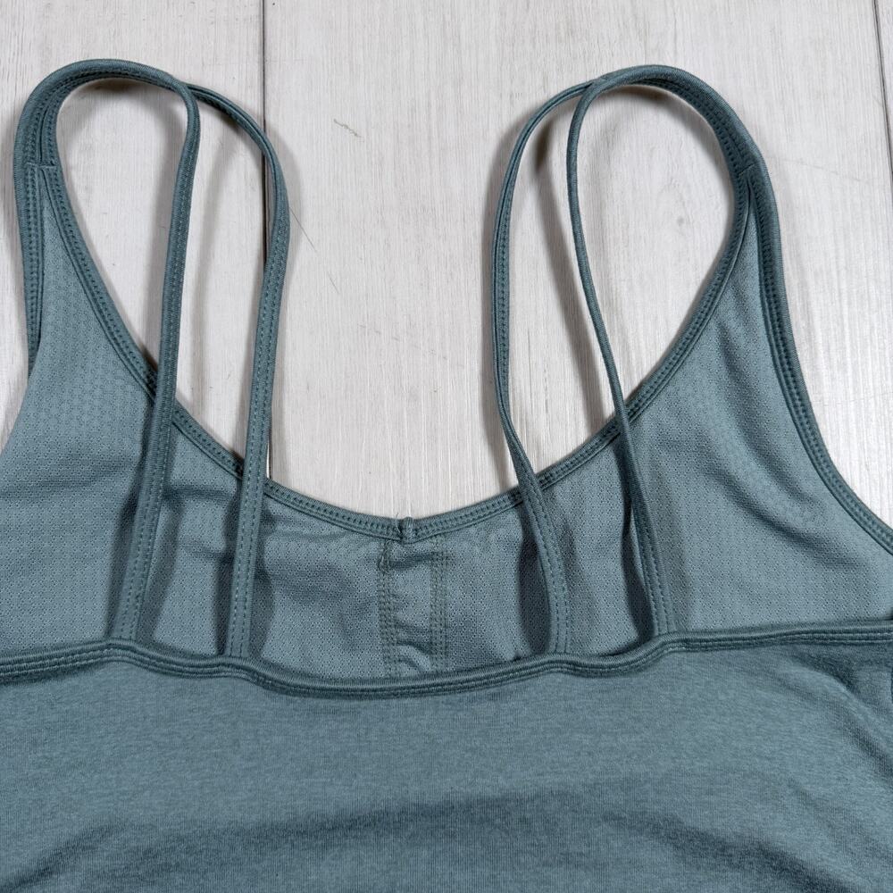 Vuori Performance Halo Crop Tank Top Blue VW1005 Size Large - Picture 6 of 10